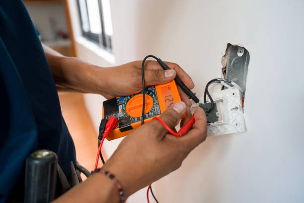 Best Licensed Electrician  in Onarga, IL